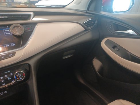 Used 2021 Buick Encore GX Select image 19