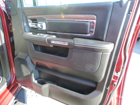 Used 2018 RAM 1500 Laramie w/ Convenience Group image 15