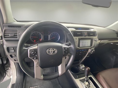 Used 2016 Toyota 4Runner Limited image 31