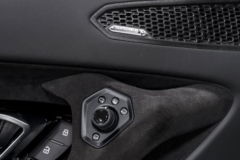 Used 2023 Lamborghini Huracan Tecnica image 10