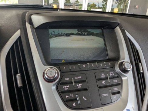 Used 2017 GMC Terrain SLE image 16
