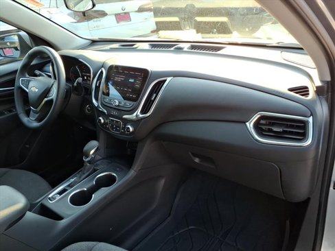 Used 2023 Chevrolet Equinox LT image 16