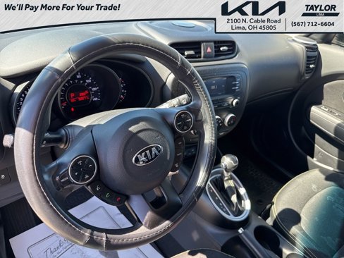 Used 2016 Kia Soul + image 15