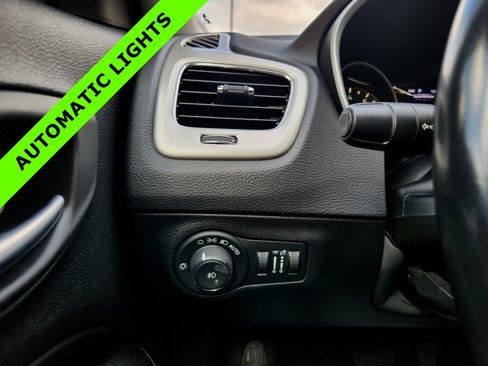Used 2020 Jeep Compass Latitude image 13
