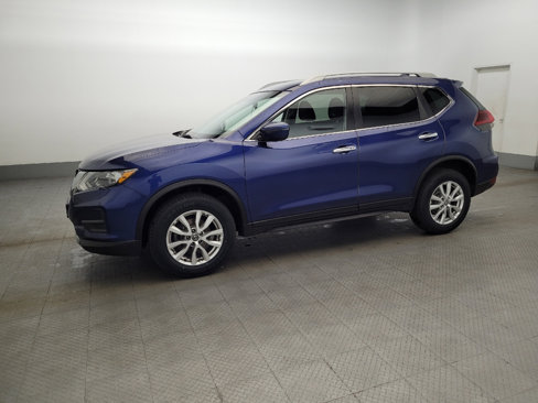 Used 2019 Nissan Rogue SV image 2