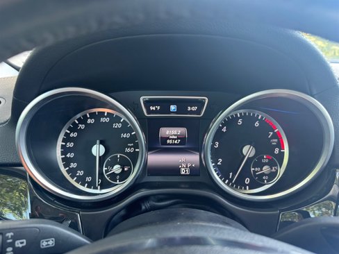Used 2016 Mercedes-Benz GL 450 4MATIC image 7