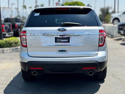 Used 2014 Ford Explorer XLT w/ Equipment Group 201A image 9