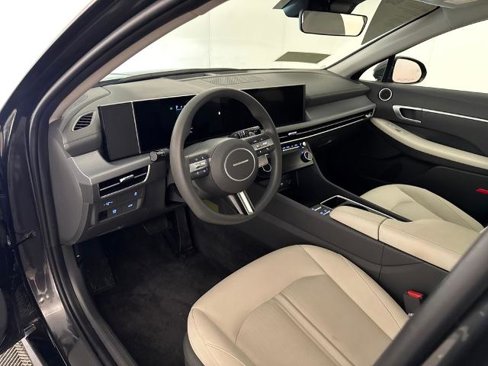 Used 2025 Hyundai Sonata SEL image 4