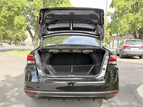 New 2025 Nissan Versa SR w/ Trunk Package image 40