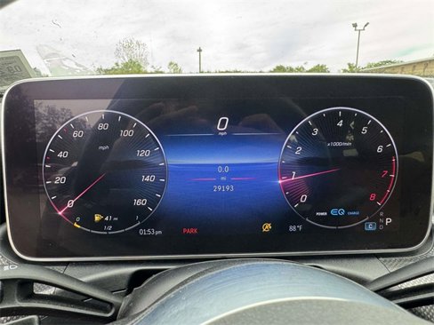 Certified 2022 Mercedes-Benz C 300 4MATIC Sedan image 3