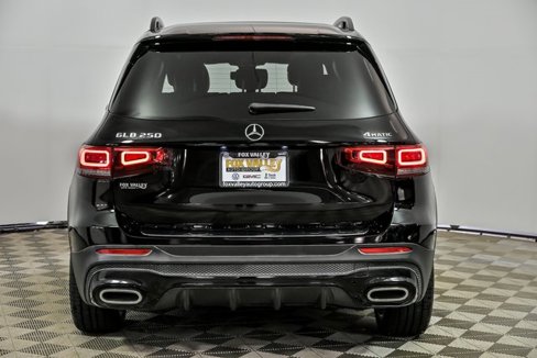 Used 2021 Mercedes-Benz GLB 250 4MATIC image 6