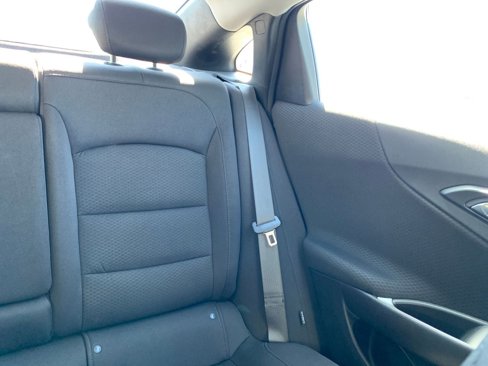 Used 2024 Chevrolet Malibu LT image 37