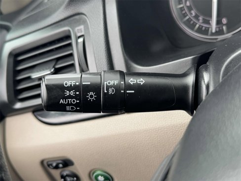 Used 2018 Honda Pilot Touring image 21