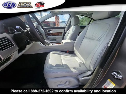 Used 2009 Jaguar XF Luxury image 8