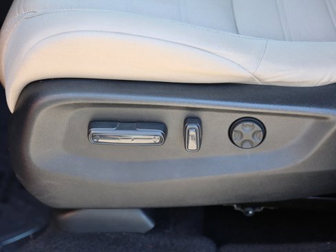 Used 2019 Honda CR-V EX image 18