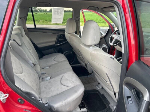 Used 2009 Toyota RAV4 4WD w/ 3rd Row image 17