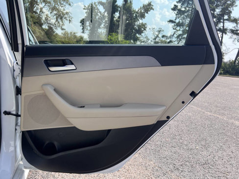 Used 2018 Hyundai Sonata ECO image 17
