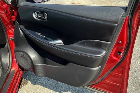 Used 2014 Nissan Leaf SL w/ Premium Package image 19