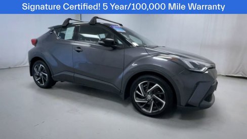Used 2022 Toyota C-HR Limited image 2