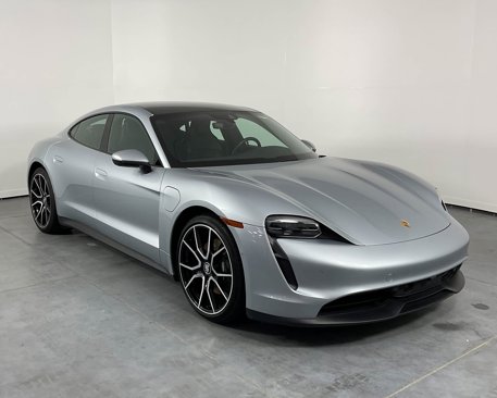 Used 2023 Porsche Taycan image 9