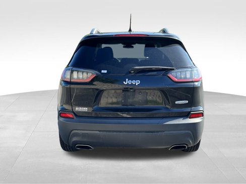 Used 2019 Jeep Cherokee Latitude Plus w/ Cold Weather Group image 5