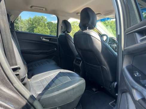 Used 2018 Ford Edge SEL w/ Equipment Group 201A image 8