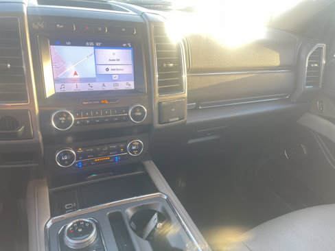 Used 2019 Ford Expedition XLT w/ Equipment Group 202A image 11