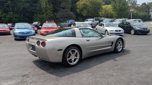 Used 2001 Chevrolet Corvette Coupe w/ Preferred Equipment Group1 image 7