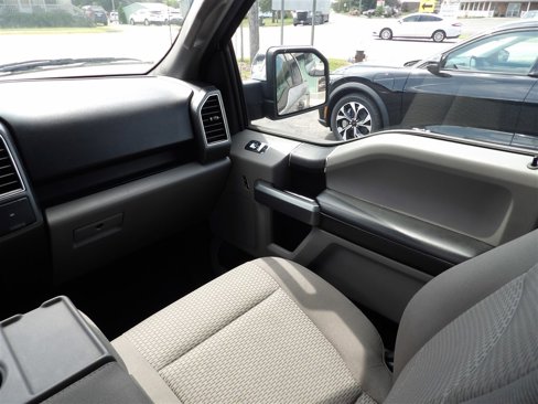 Used 2018 Ford F150 XLT image 17