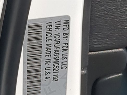 Used 2021 Jeep Grand Cherokee Laredo image 31