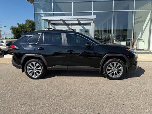 Used 2023 Toyota RAV4 XLE Premium image 2