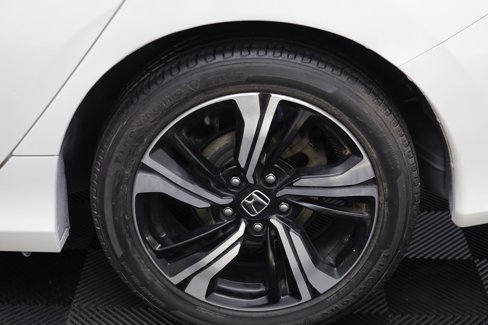 Used 2018 Honda Civic Touring image 35