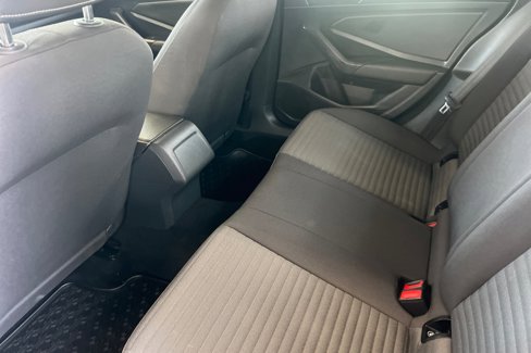Used 2022 Volkswagen Jetta S image 9