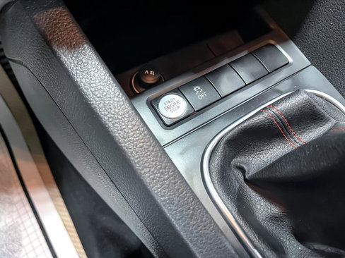 Used 2014 Volkswagen Jetta GLI Edition 30 image 25