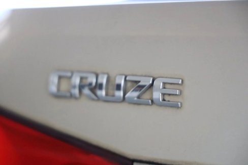 Used 2012 Chevrolet Cruze LT image 18