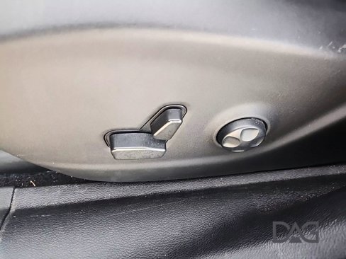 Used 2021 Jeep Cherokee Trailhawk image 15