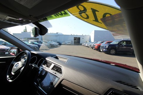 Used 2018 Volkswagen Tiguan SEL w/ 3rd Row Seat Package image 20