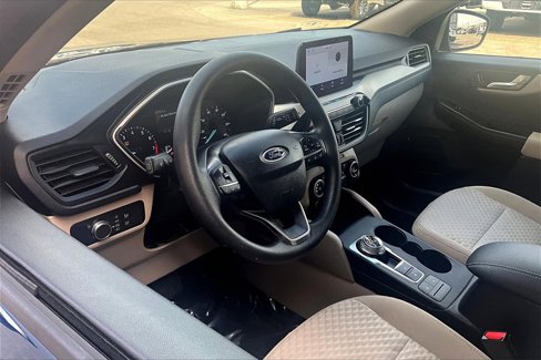 Used 2020 Ford Escape SE image 13
