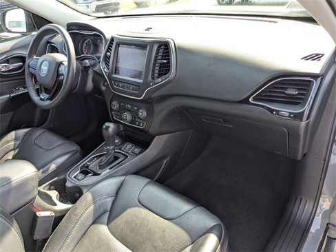Used 2023 Jeep Cherokee Altitude Lux image 40