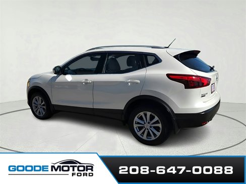 Used 2018 Nissan Rogue Sport SV w/ SV All-Weather Package image 5
