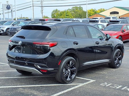 Used 2022 Buick Envision Essence w/ Technology Package II image 7