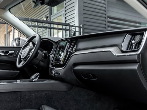 Used 2023 Volvo XC60 B5 Ultimate w/ Climate Package image 43