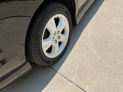 Used 2005 Toyota Matrix XR image 9