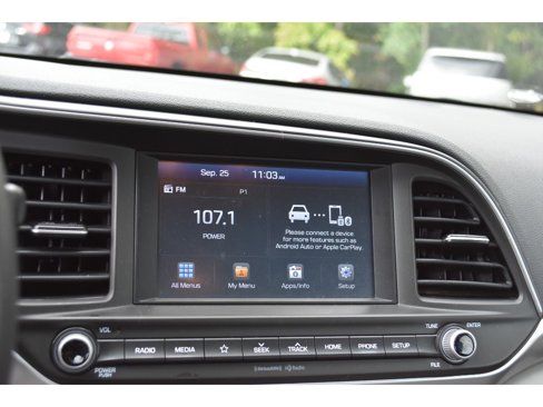 Used 2020 Hyundai Elantra SEL image 22