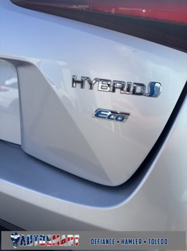Used 2019 Toyota Prius L Eco image 18