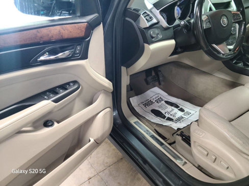 Used 2012 Cadillac SRX Luxury image 24