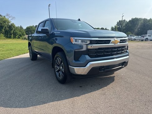 Used 2024 Chevrolet Silverado 1500 LT image 7