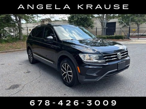 Used 2021 Volkswagen Tiguan SE image 1