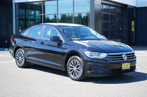 Used 2024 Volkswagen Jetta SEL image 2
