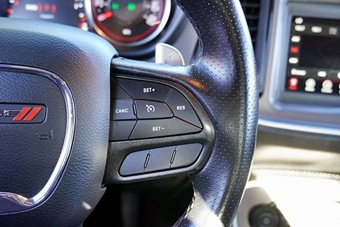 Used 2022 Dodge Challenger GT image 33